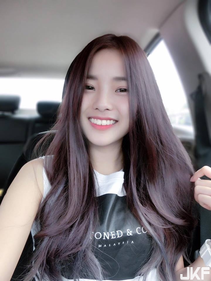 大馬「最甜Youtuber」！女友力超強微笑一秒讓商場被粉絲擠滿！