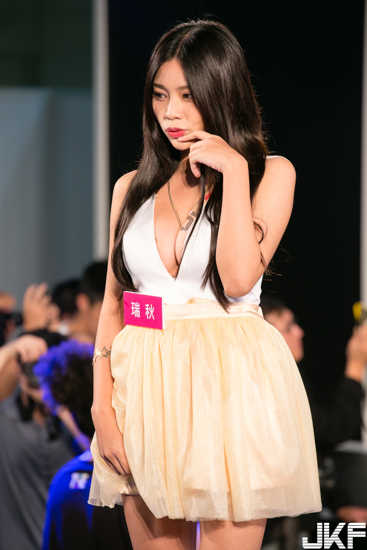 最強卡司！TSE寫真展「19位巨乳女神」兇暴登場！奶浪襲擊一波舞台都在晃！