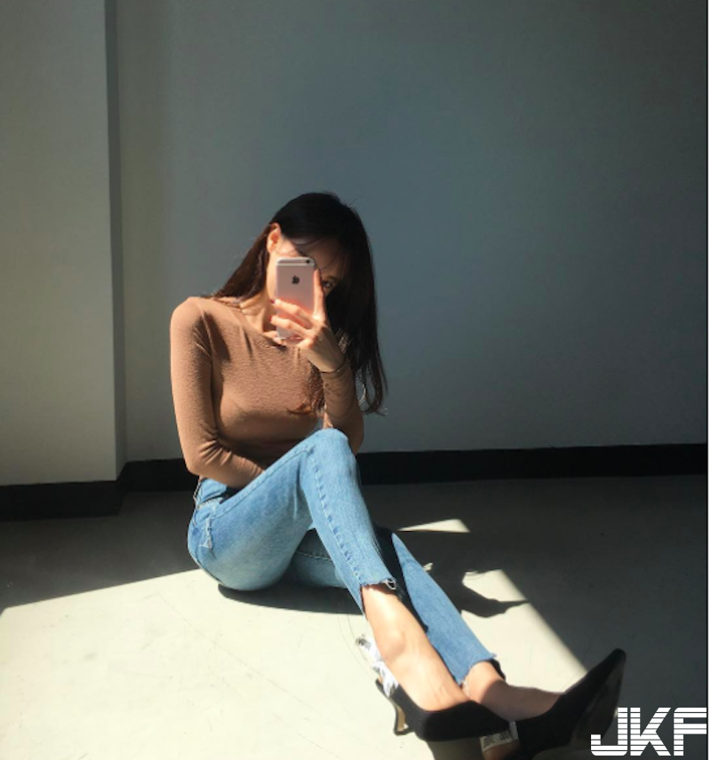 超完美「女友身材」！白白嫩嫩「大奶正妹」94你的菜！前凸後翹太撩人了！