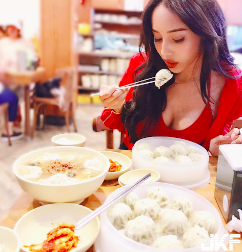 又一歐美派正妹！「混血辣模」身材超逆天！修長美腿＋性感馬甲線誰受得了啊！