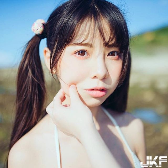 超色der！一桿進洞你的「球袋」超遐想尺度讓人忍不住想要「直直撞」&#8230;.