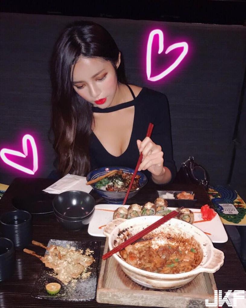 IG火辣性感女神！透明薄紗「搶眼身材完全展現」，爆乳照真的超美！