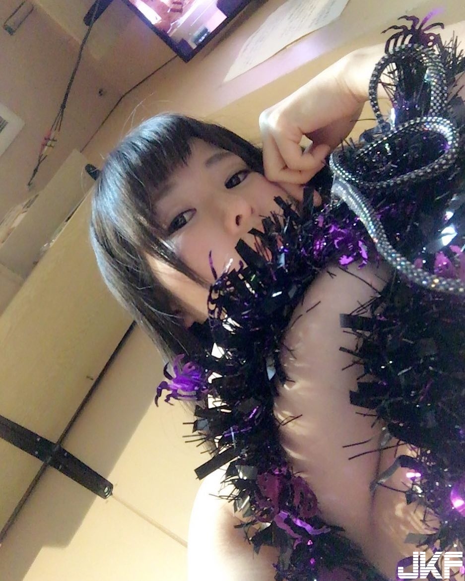143公分Ｉ罩杯的「狂暴小隻馬」！傳送門滿滿「極限露出」白嫩大肉包！