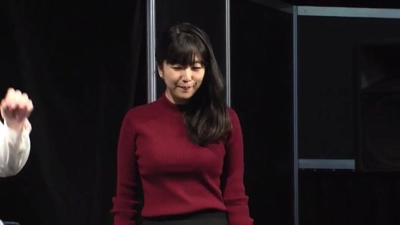 藏不住了！日本正妹聲優「奶奶一直長大」，出席活動「劇烈晃動」粉絲樂壞：隱形巨奶！