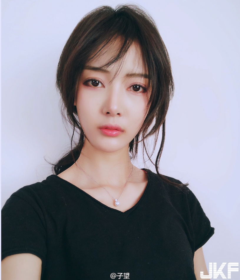 最美女弓箭手！天使臉孔「好身材藏不住」，一拉弓就把大家電暈了！