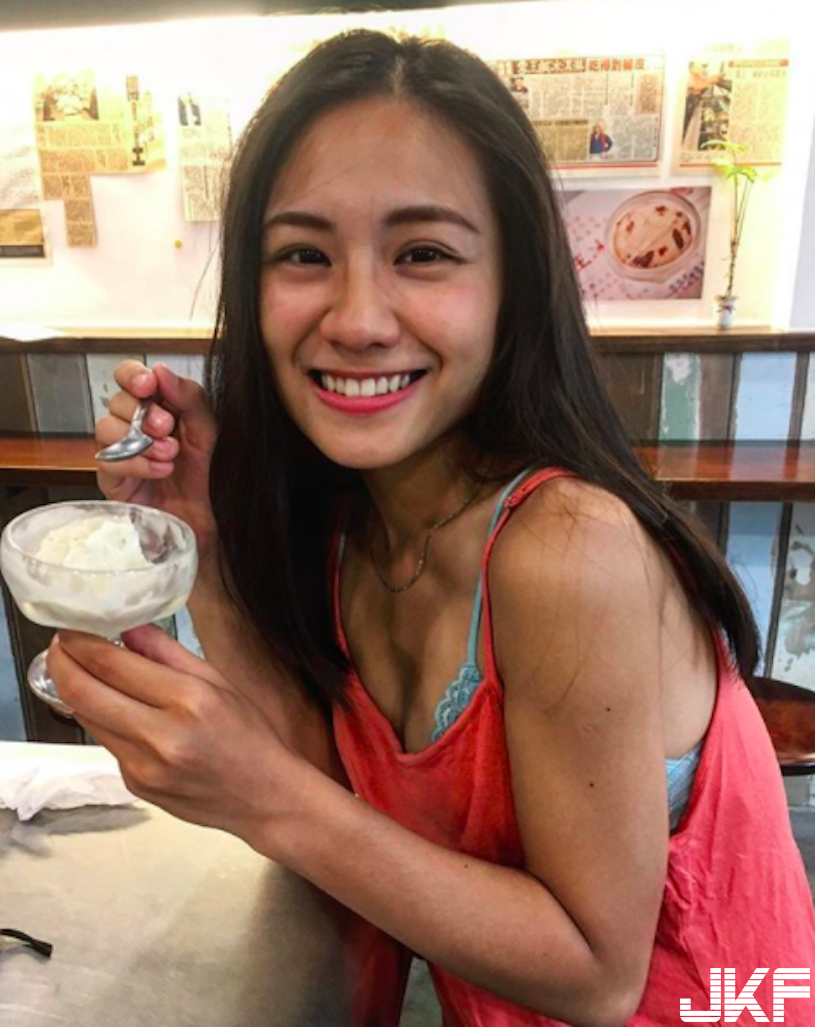 台灣最美地政士！穿「緊身爆乳裝」身材好有料，一看豐滿的「胸前份量」果然好有內含！