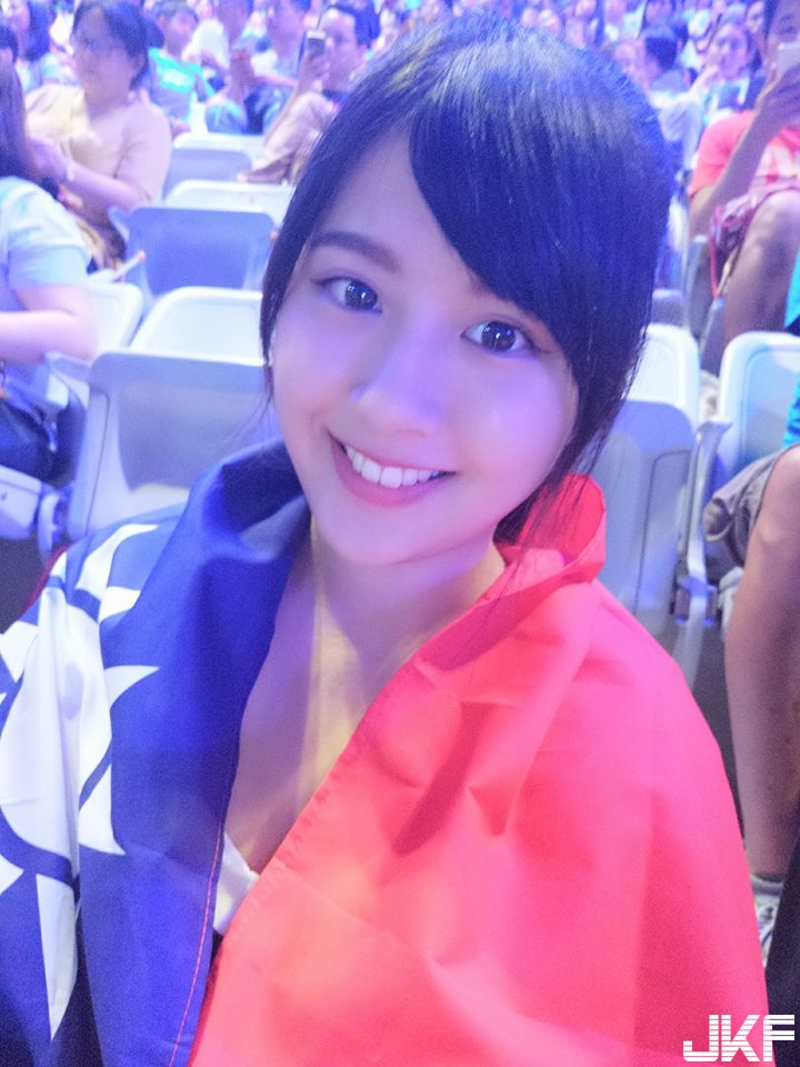 戀愛了！表特版推爆「超清新正妹」，網友驚豔：台版有村架純！