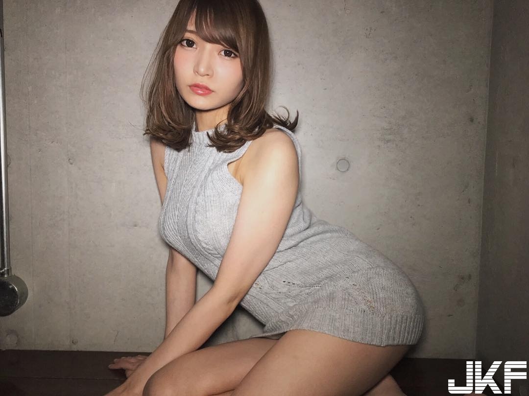 少女「錢湯入浴」透明感滿分　G奶激起浴池浪花！她的夢想是露給大家看&#8230;