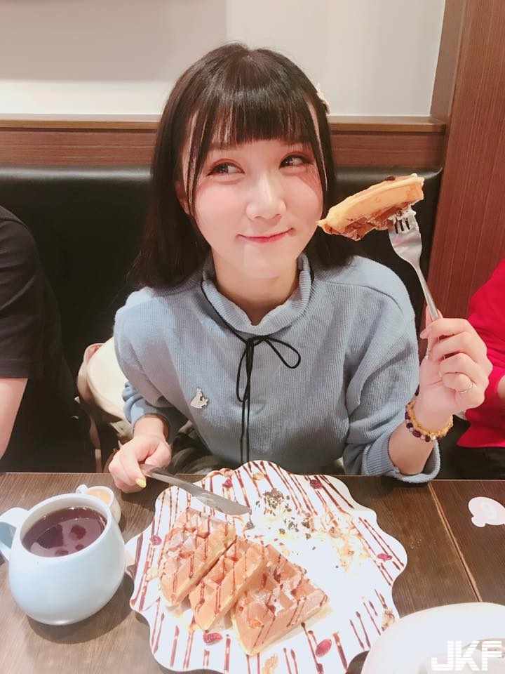 激萌！最甜日系「軟萌少女」化身粉紅小護士，要用少女心治癒你的靈魂！