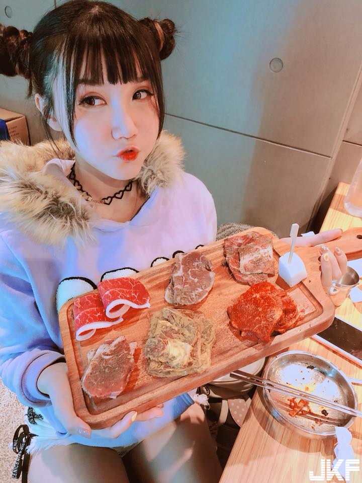 激萌！最甜日系「軟萌少女」化身粉紅小護士，要用少女心治癒你的靈魂！