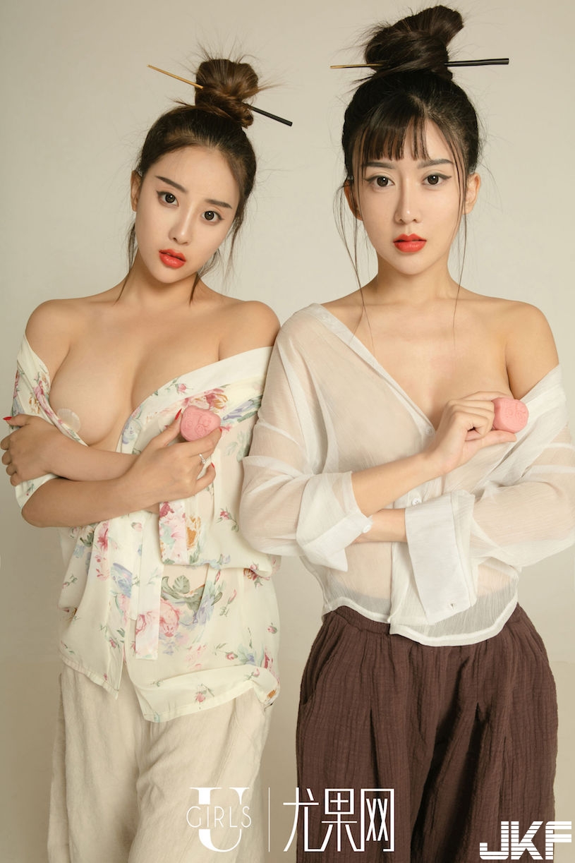 官人我要系列！「鄉村爆乳姑娘」上圍發育太好！超邪惡「F奶風花雪月」畫面無極限…