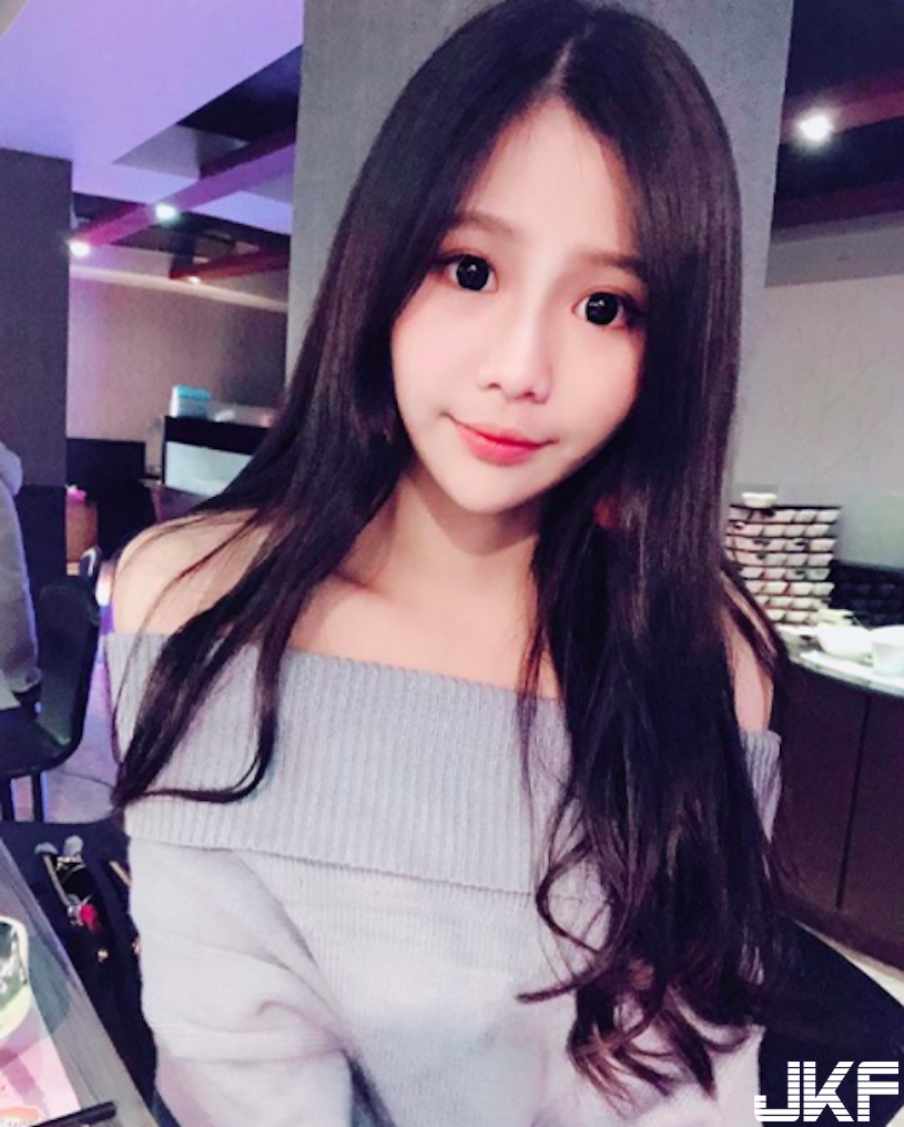 爆乳甜心「內衣美照好火辣」，渾圓集中的胸型看了都醉了！