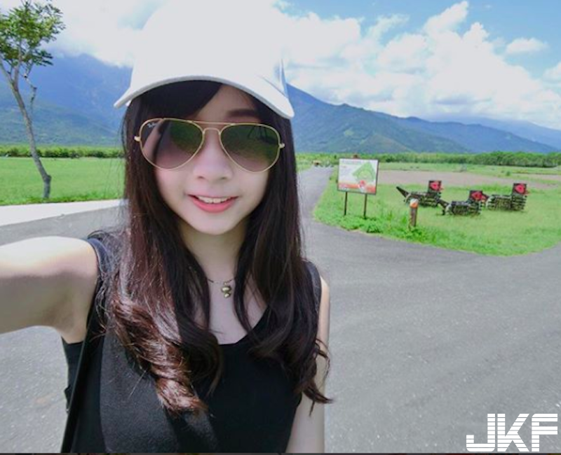 道明高中「娃娃臉學生妹」！嬌小可愛「理想女友型」！看到直接戀愛了啊！