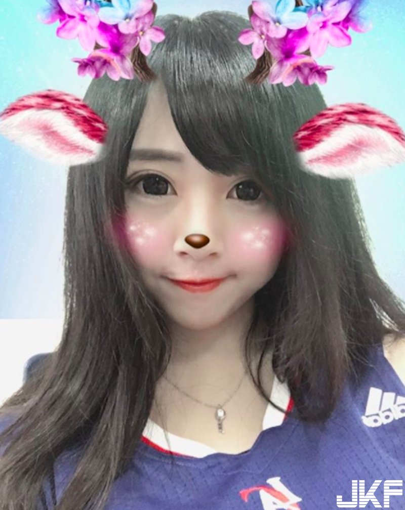 道明高中「娃娃臉學生妹」！嬌小可愛「理想女友型」！看到直接戀愛了啊！