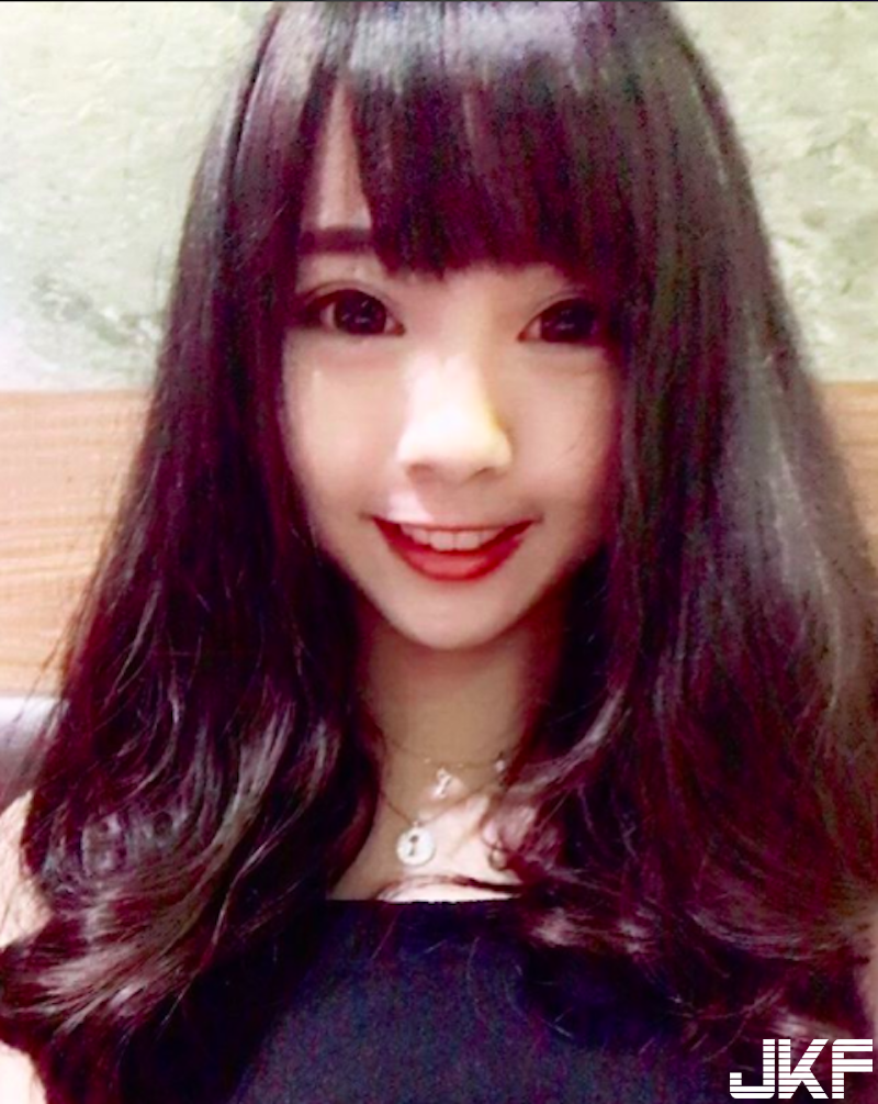 道明高中「娃娃臉學生妹」！嬌小可愛「理想女友型」！看到直接戀愛了啊！