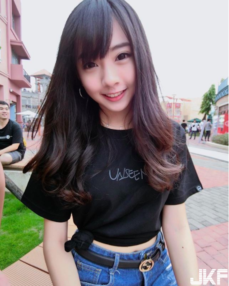 道明高中「娃娃臉學生妹」！嬌小可愛「理想女友型」！看到直接戀愛了啊！