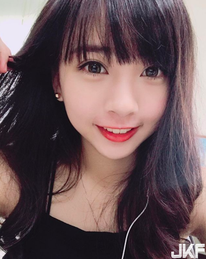 道明高中「娃娃臉學生妹」！嬌小可愛「理想女友型」！看到直接戀愛了啊！