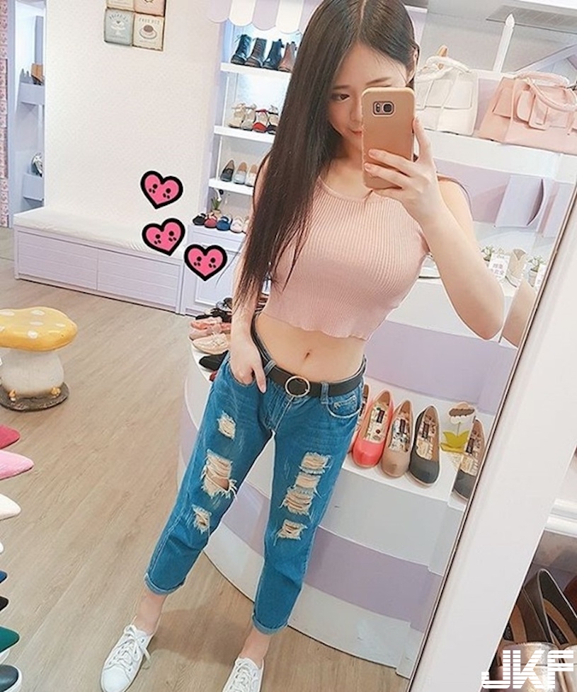 尾牙就決定穿這套了！「爆乳正妹」禮服好低胸！奶奶快掉出來，全場嬌點94她！