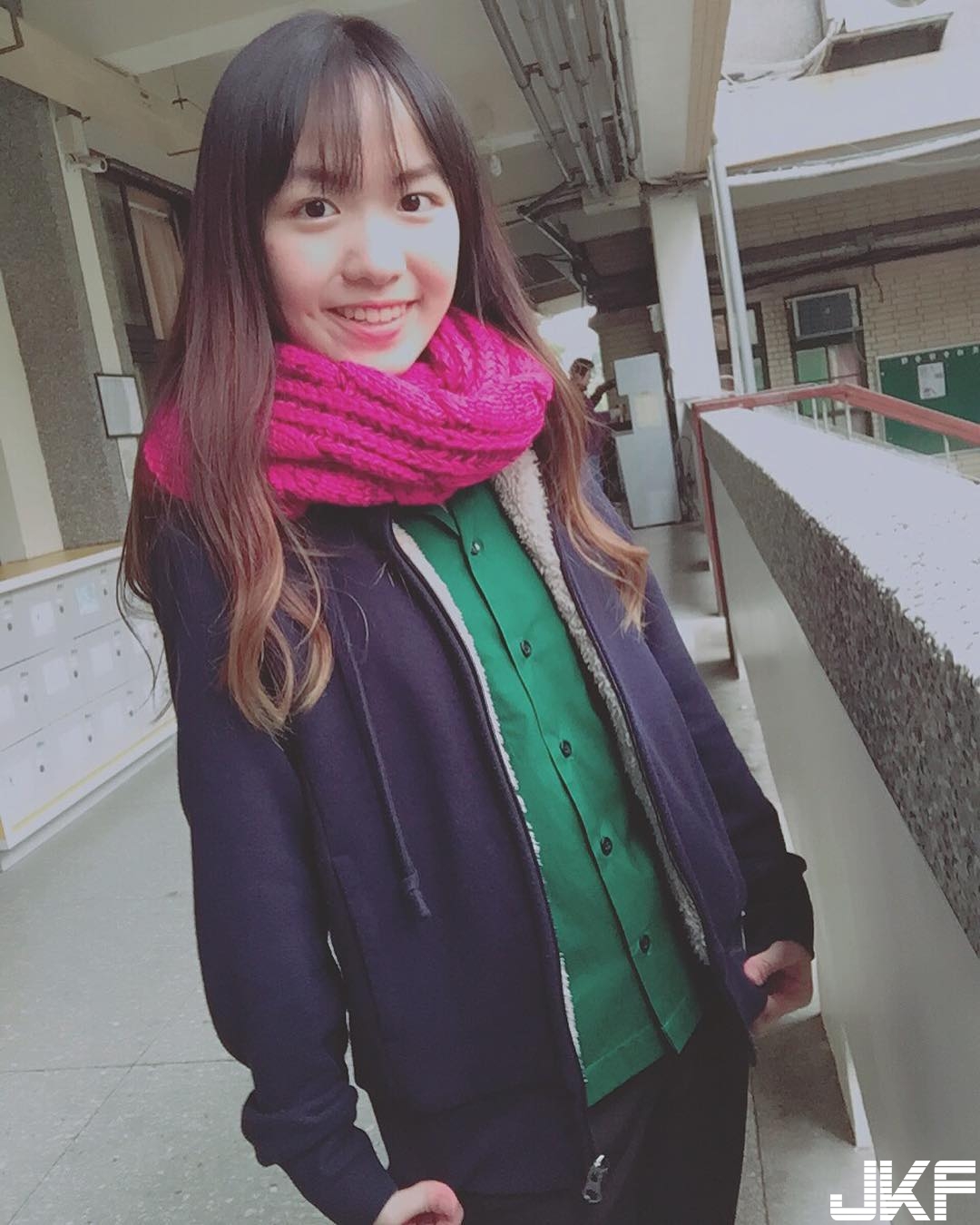 又初戀了！甜美小綠綠　北一女「清純學生妹」甜甜一笑讓人秒戀愛！