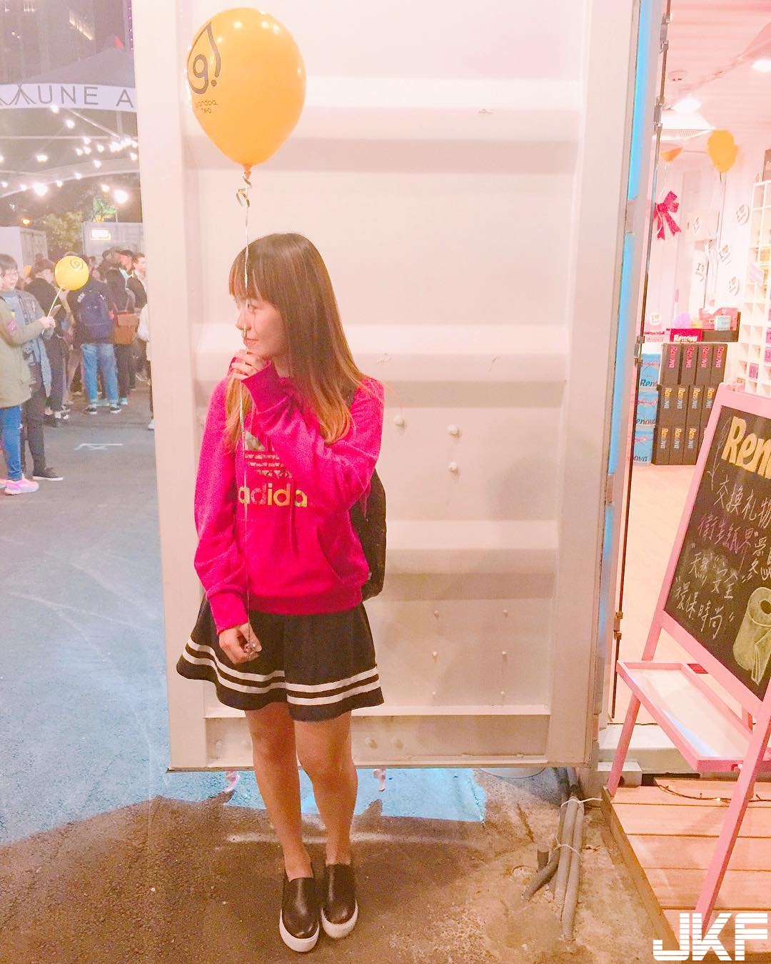 又初戀了！甜美小綠綠　北一女「清純學生妹」甜甜一笑讓人秒戀愛！