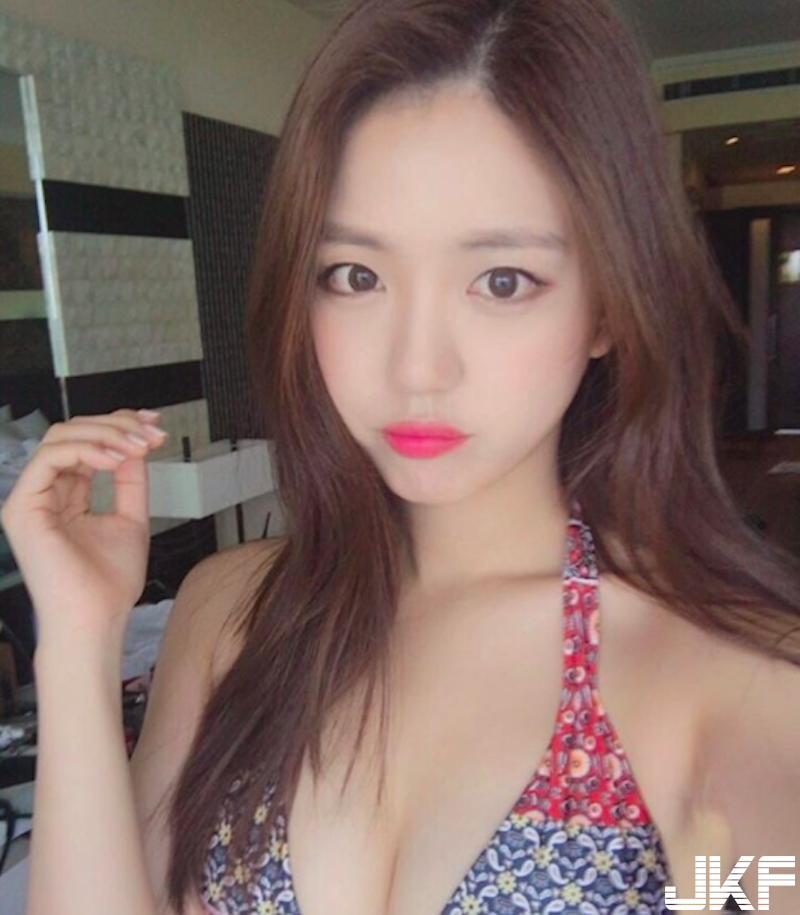 【球盟会】可愛女友超愛森七七！帶去度假穿「火辣比基尼」真的好兇！又白又嫩快受不了…