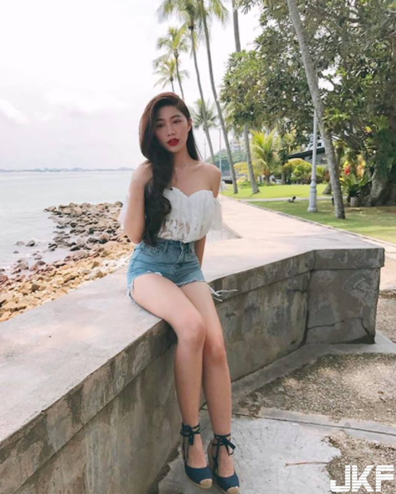 超商驚見「極品白皙正妹」美乳讓人好陶醉！壞壞的「邪惡視角」引人遐想…