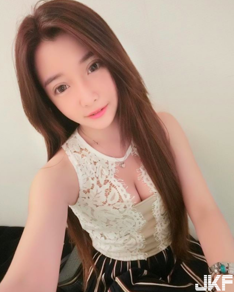 爆乳麻豆「超兇馬甲」讓人暴動！「完美S身材」眼睛離不開了！