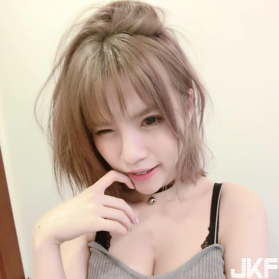 甜心美乳正妹 Mia Lin 迷人的電眼 好性感阿... - 素人正妹 -