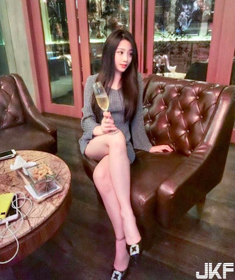 超可愛！大馬「白嫩奶妹」美乳視角好害羞！極品高顏值讓人一眼就戀愛了…