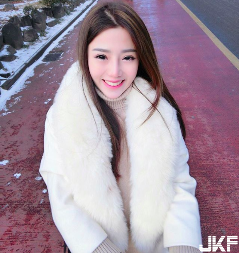 超可愛！大馬「白嫩奶妹」美乳視角好害羞！極品高顏值讓人一眼就戀愛了…