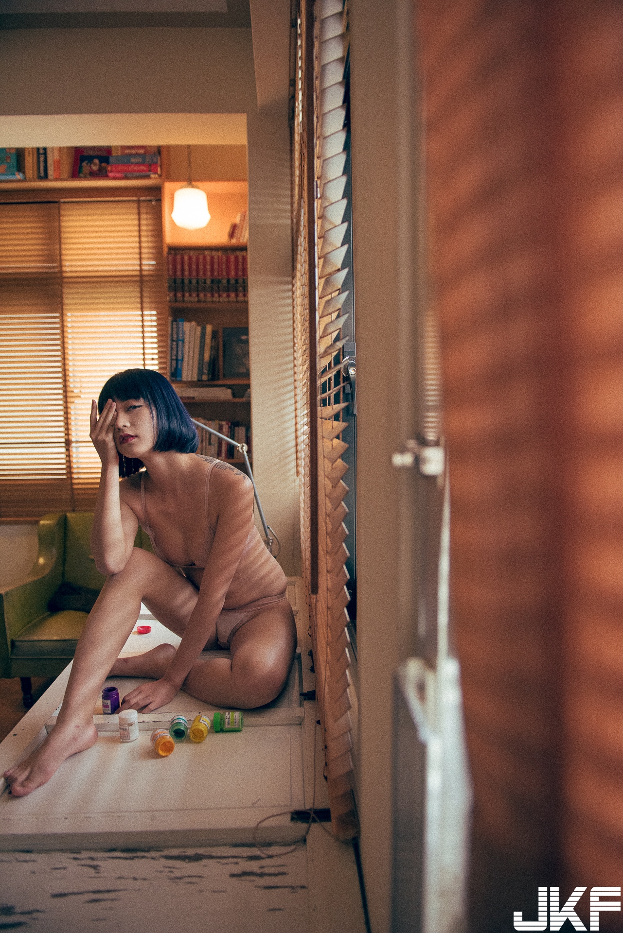 性感胴體就是畫布！最辣「美術正妹」在身上作畫，攝影師咕咕卟鏡頭下的女體畫作！