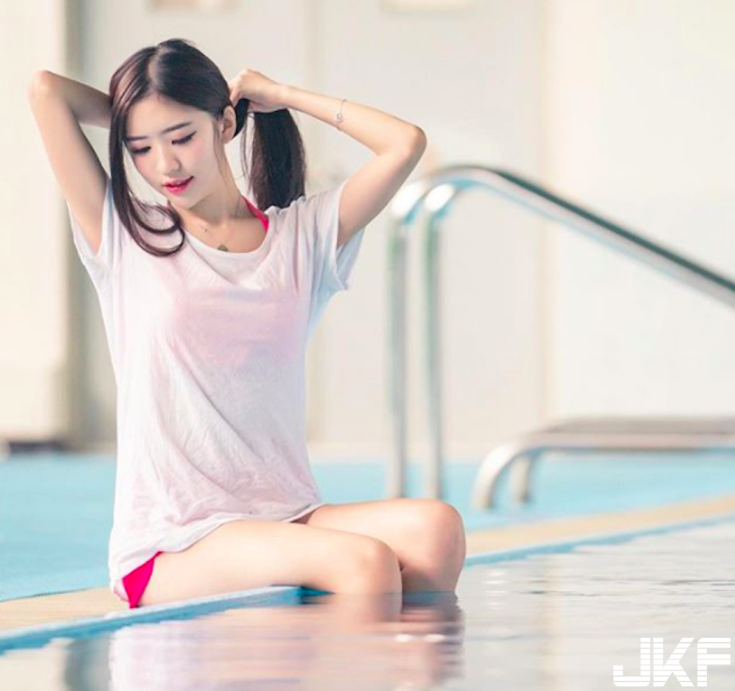 戀愛了！「陽光美乳正妹」長輩好兇狠，意圖使人好好「孝敬長輩」報名男友啦！