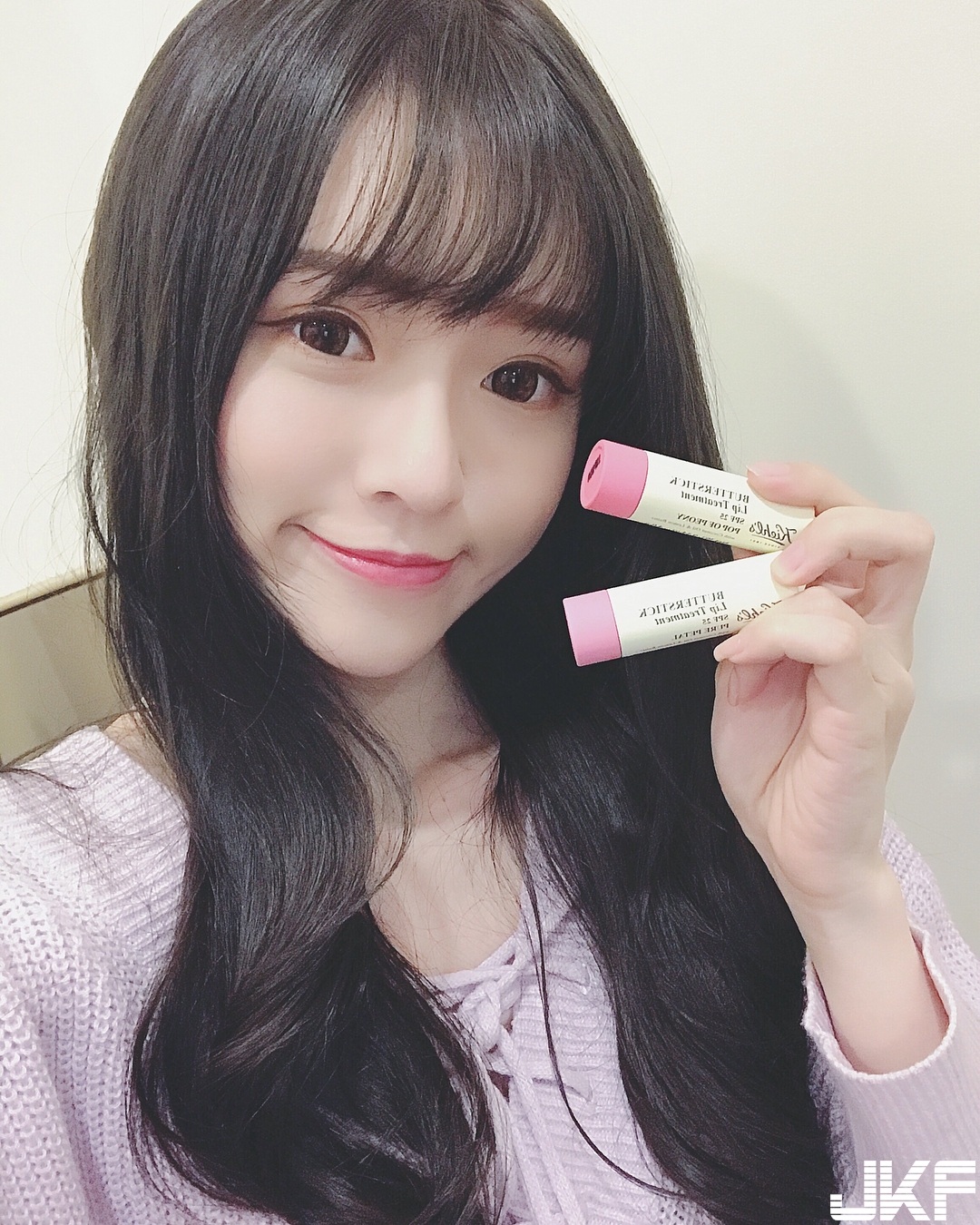 網拍電眼小模「清新臉龐」讓人好戀愛！犯規「白皙長腿」性感又吸睛！