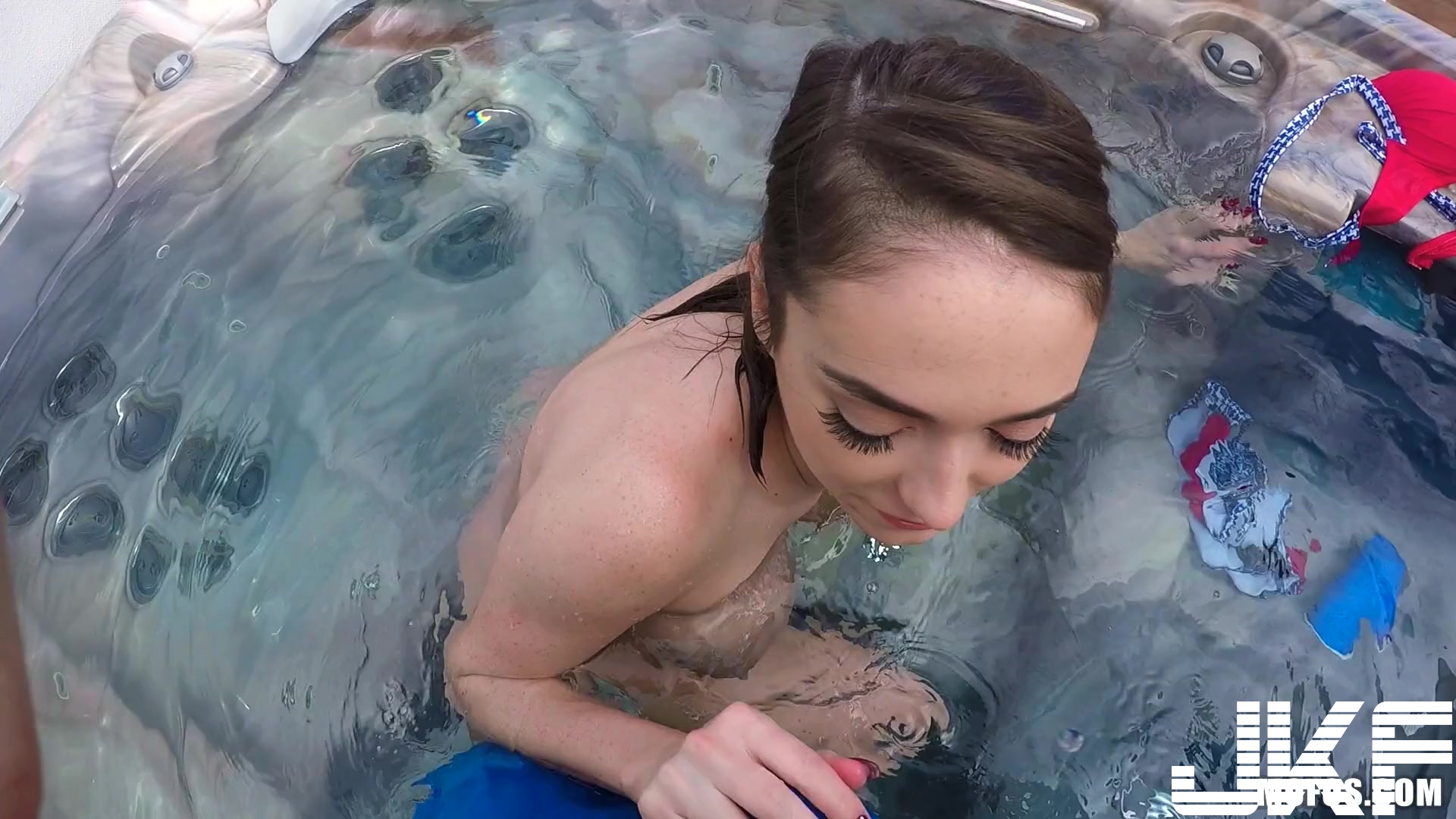 Hot Tub Hottie