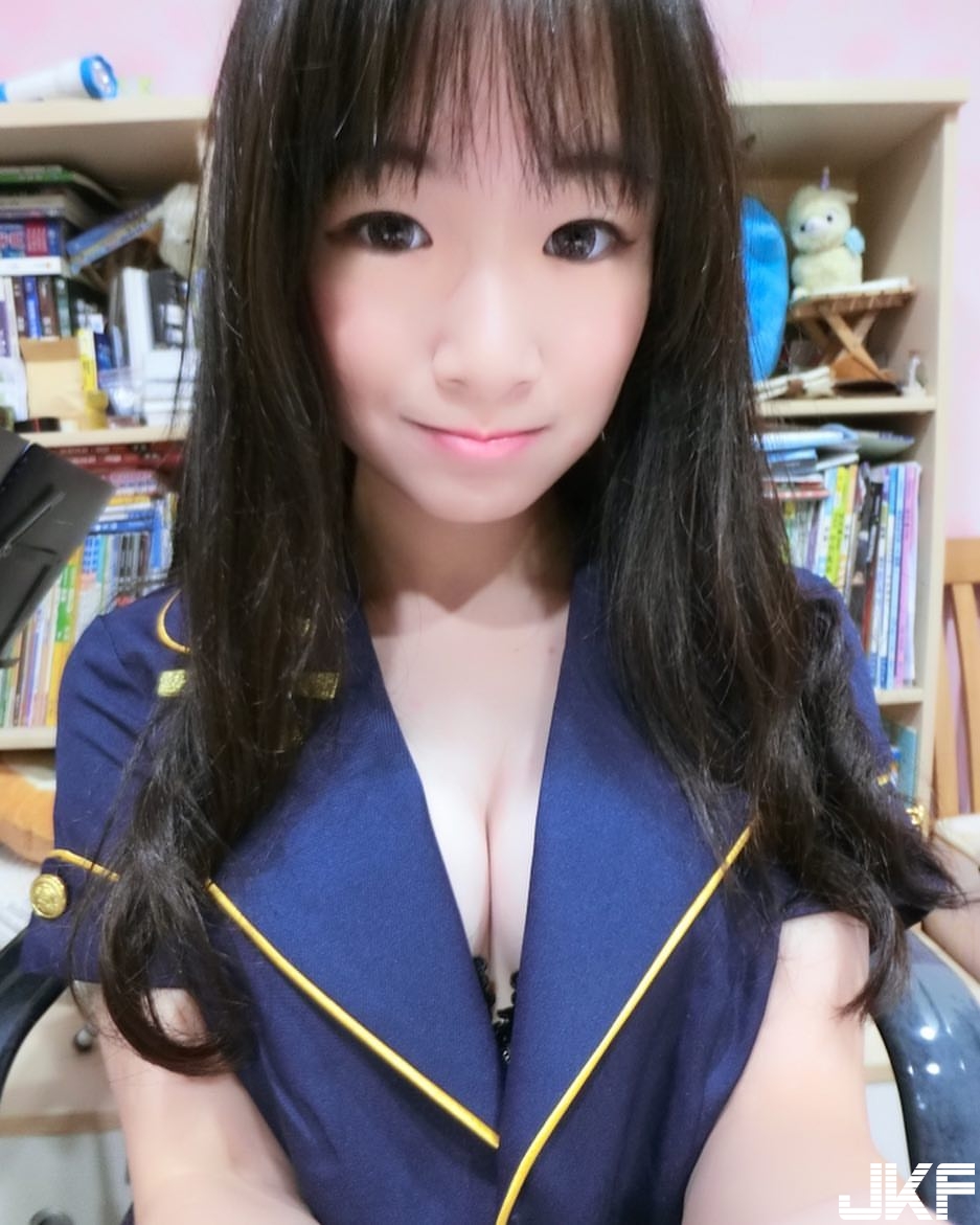 超迷你「巨乳小隻馬」只有18歲！未熟音樂才女已是「完熟身材」！