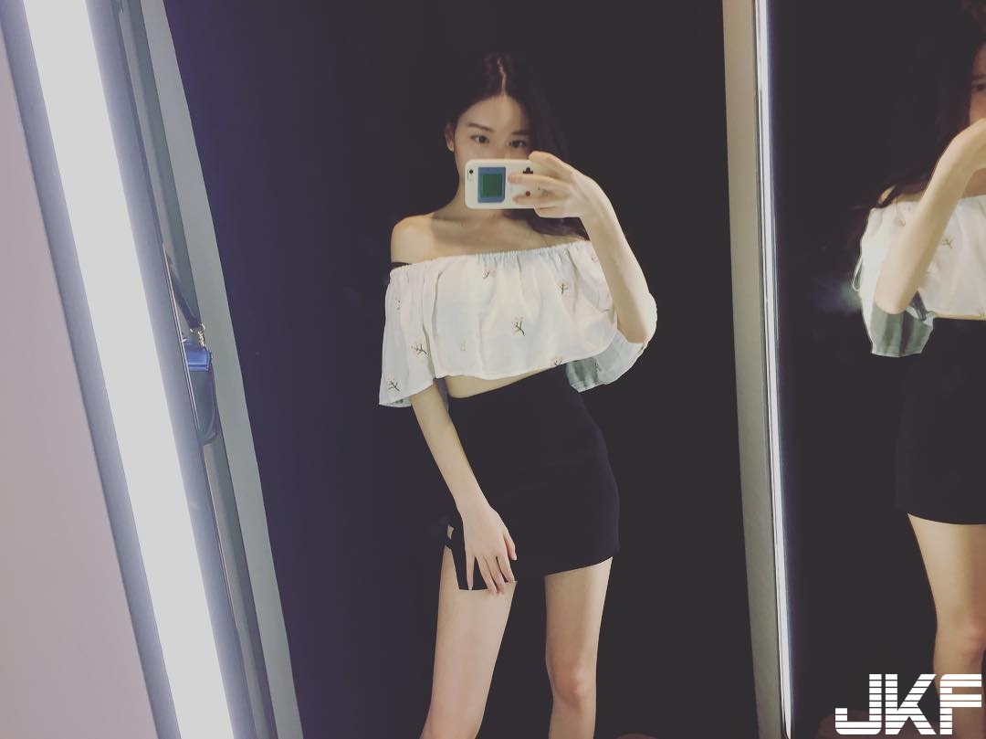 高顏值「美乳直播主」魔鬼身材好辣！可口「雪白嫩肌」令人鼻血狂噴！