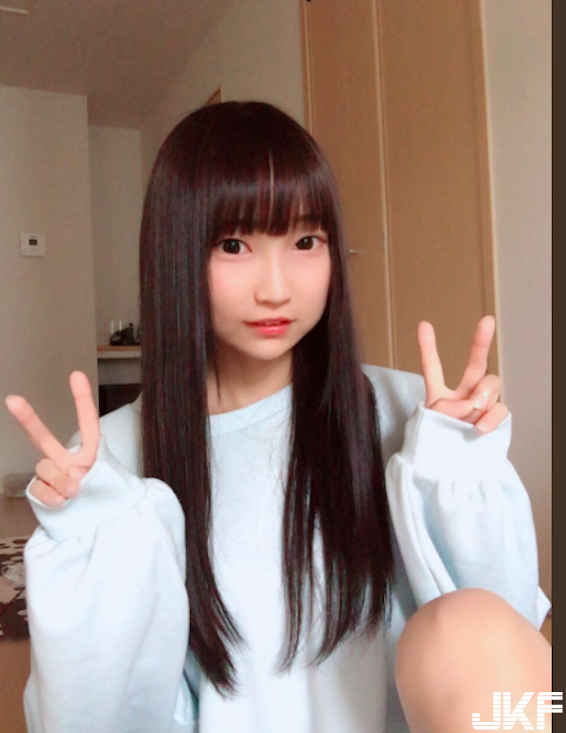 130公分「合法幼女」！小蘿莉激萌外表太不科學，還驚爆是「人妻身份」！