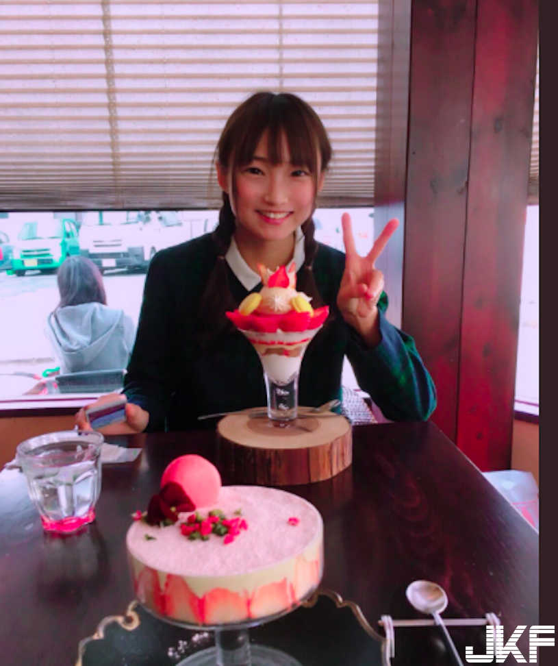 130公分「合法幼女」！小蘿莉激萌外表太不科學，還驚爆是「人妻身份」！