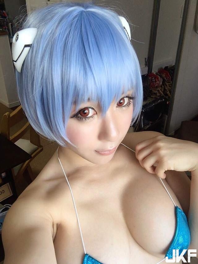 最萌小隻馬CSOER自稱暴露狂！「143cm+H-cup巨乳」&#8230;網讚爆