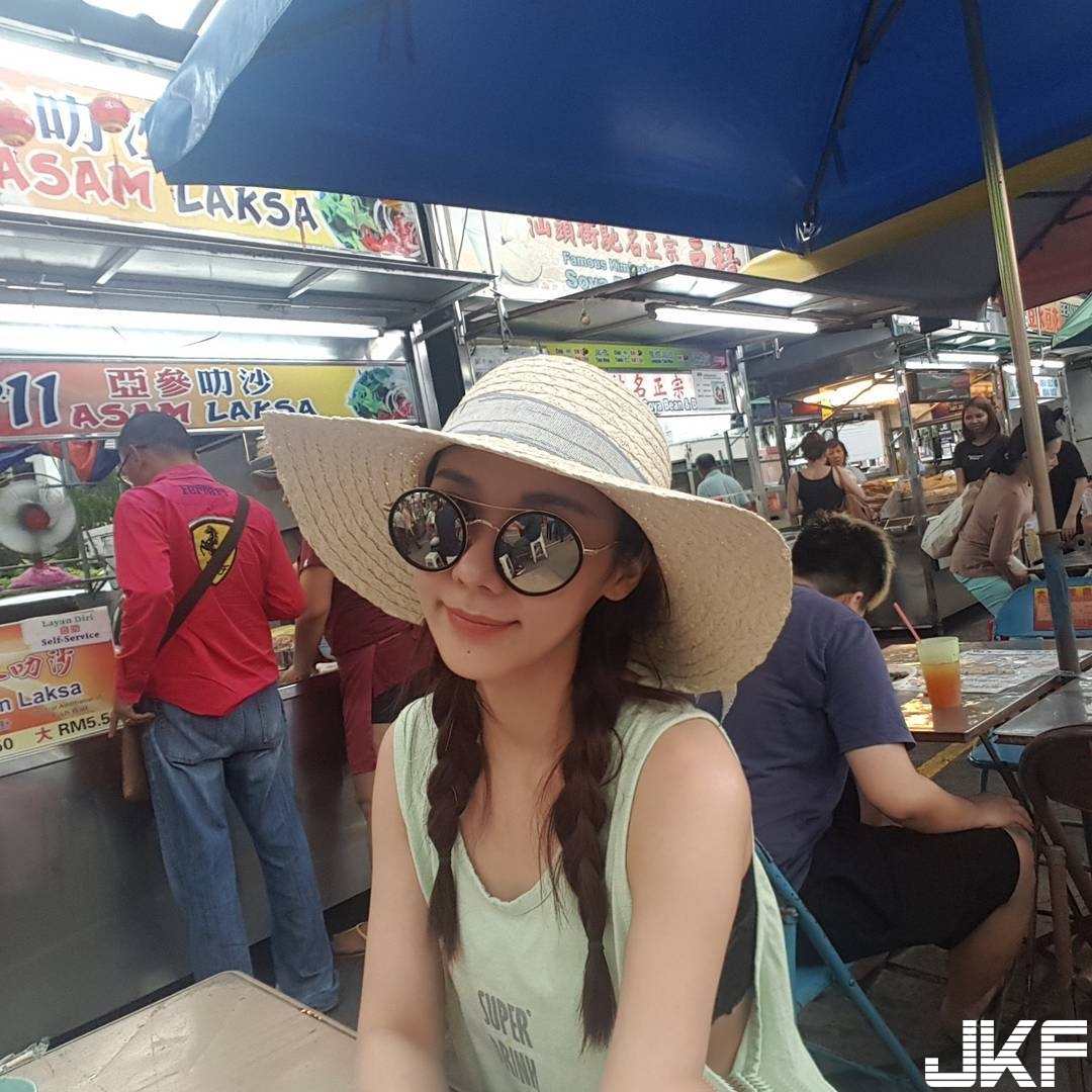 性感DJ自備「飽滿大球」台上大秀「專業奶力」，晃動震幅太大！讓人快要站不直啦