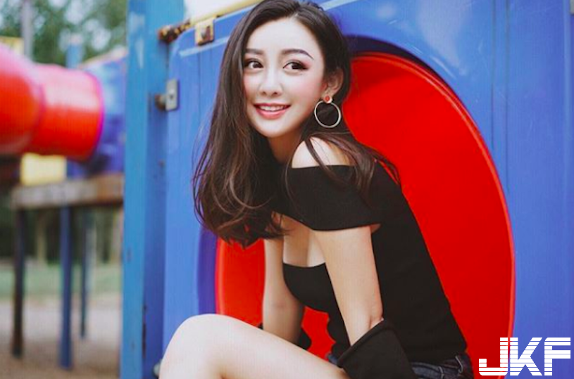 極品正妹激似 Angelababy！比基尼辣照「美到想讓人想求婚」！