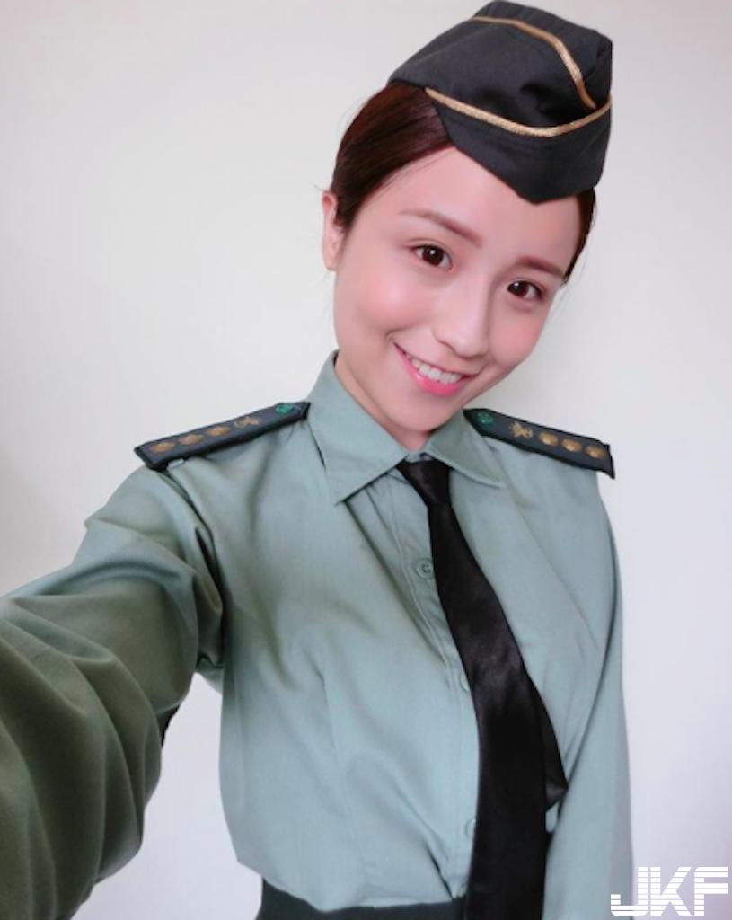 宵夜場滷味驚見「白嫩深溝妹」！若隱若現「渾圓美乳」高雄的朋友們衝一波了！
