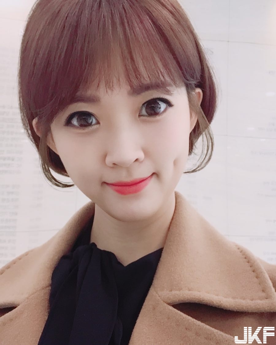 「大眼美女」圓滾滾水汪電眼魅力十足，讓人全身酥麻快要被電暈啦…