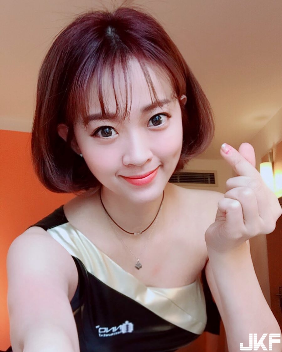 「大眼美女」圓滾滾水汪電眼魅力十足，讓人全身酥麻快要被電暈啦…