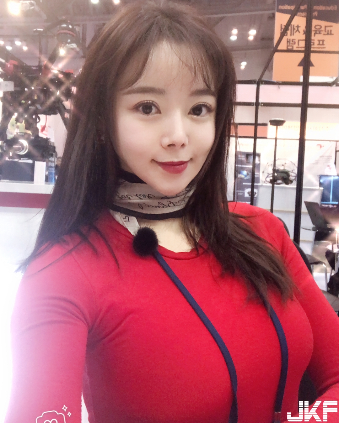 妹子解放放送「渾圓乳球」不斷晃動太猖狂！ 加碼「裸身獻出」讓人大噴鼻血！