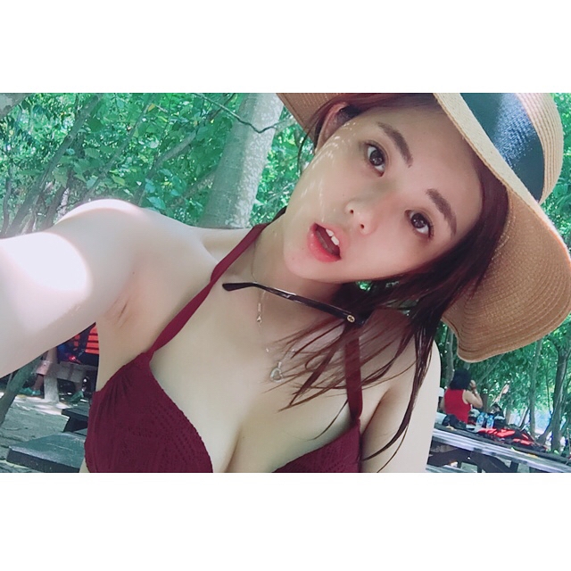 美乳空姐再一發！超猛「豪乳」好身材，高顏值正妹好想跟他來一段空中奇緣&#8230;