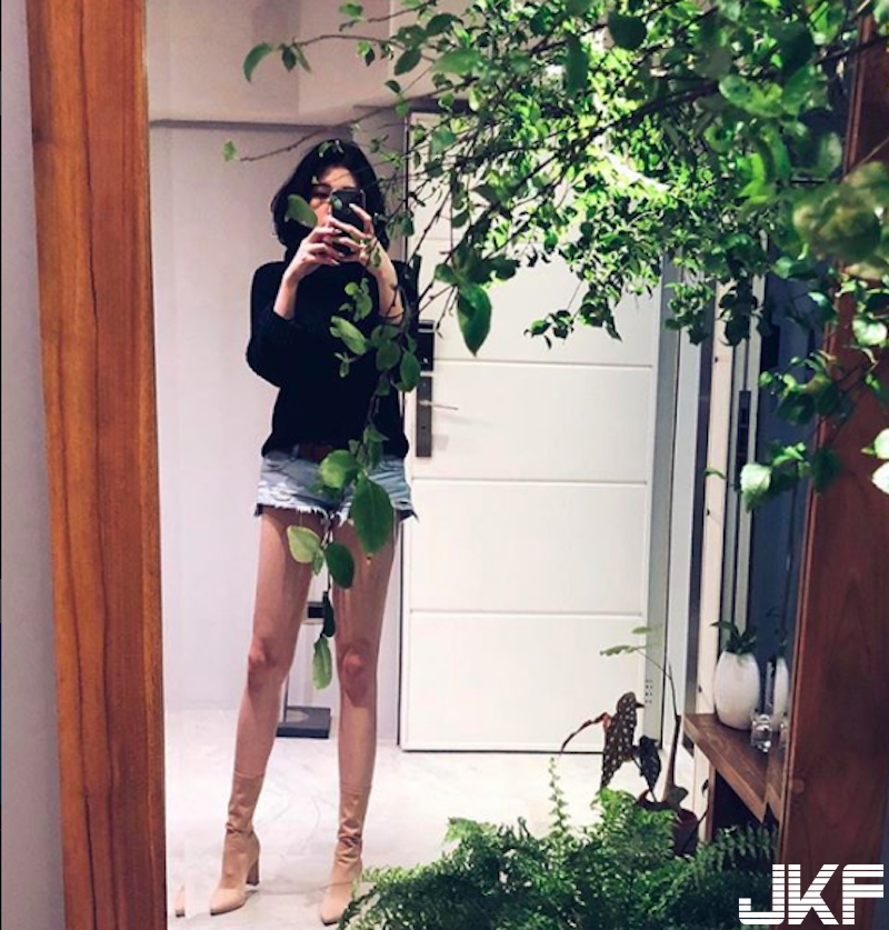 花藝課上「超正美胸女老師」！高顏值好身材誰受得了！工作時穿著更辣了！
