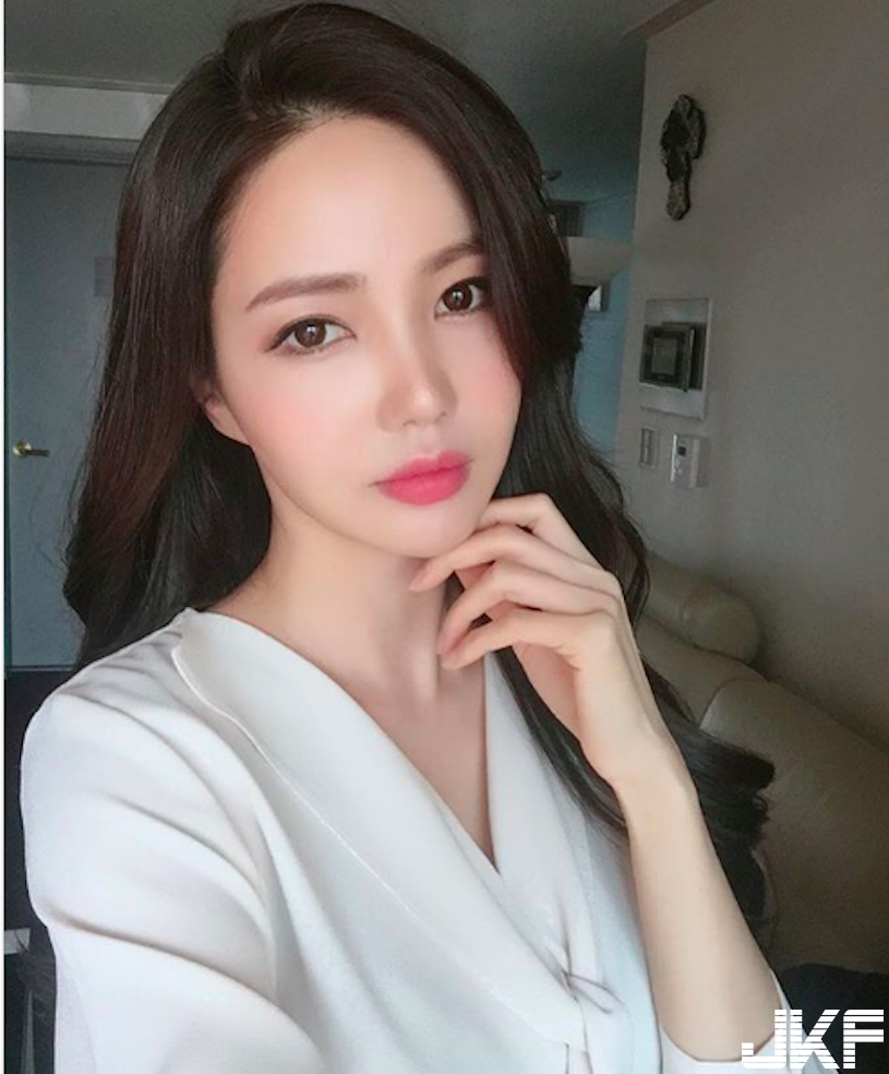 南韓「極品美乳正妹」高顏值讓人迷戀！超甜美外型氣質滿分啊&#8230;