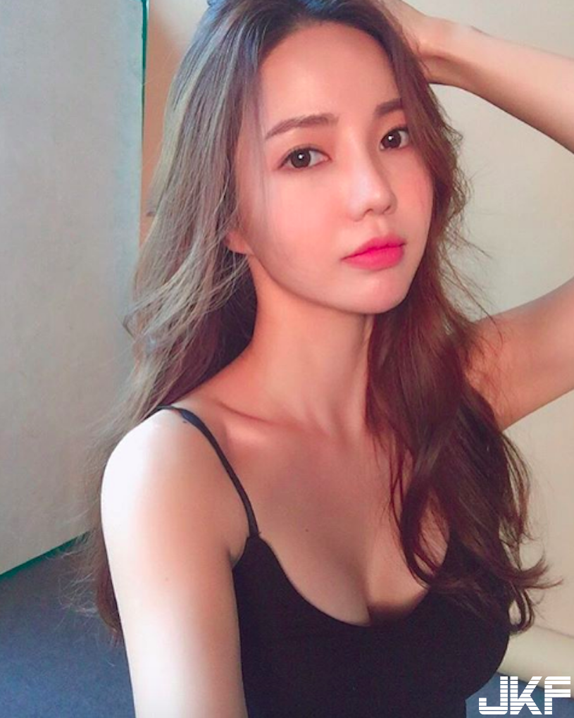 南韓「極品美乳正妹」高顏值讓人迷戀！超甜美外型氣質滿分啊&#8230;