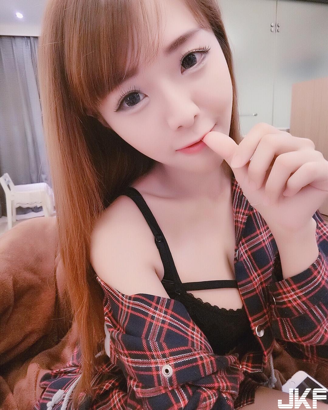 氣質吃貨正妹帶「長輩」出門覓食！「渾圓奶奶」份量太滿直接擺上桌！